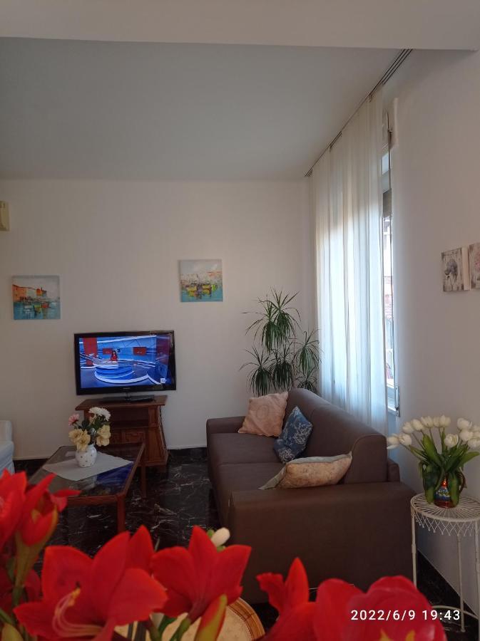 Apartmán Down Town Emily La Spezia Exteriér fotografie